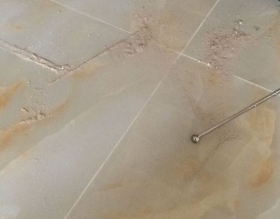 景谷瓷砖空鼓维修公司分享粘合剂选择不当在瓷砖铺贴过程中可能导致以下问题